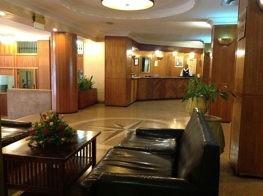 New Ambassador Hotel Harare Exterior foto