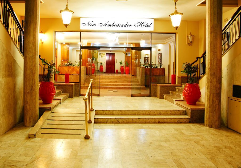 New Ambassador Hotel Harare Exterior foto